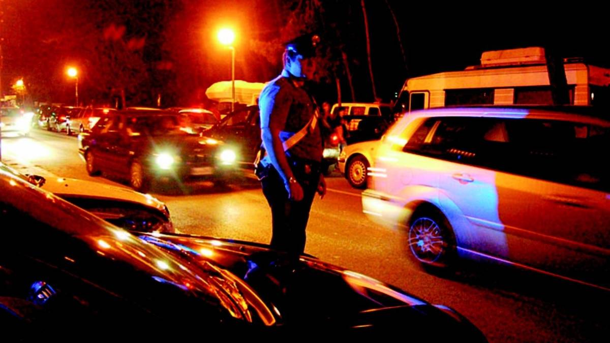 Armi in auto: denunciati