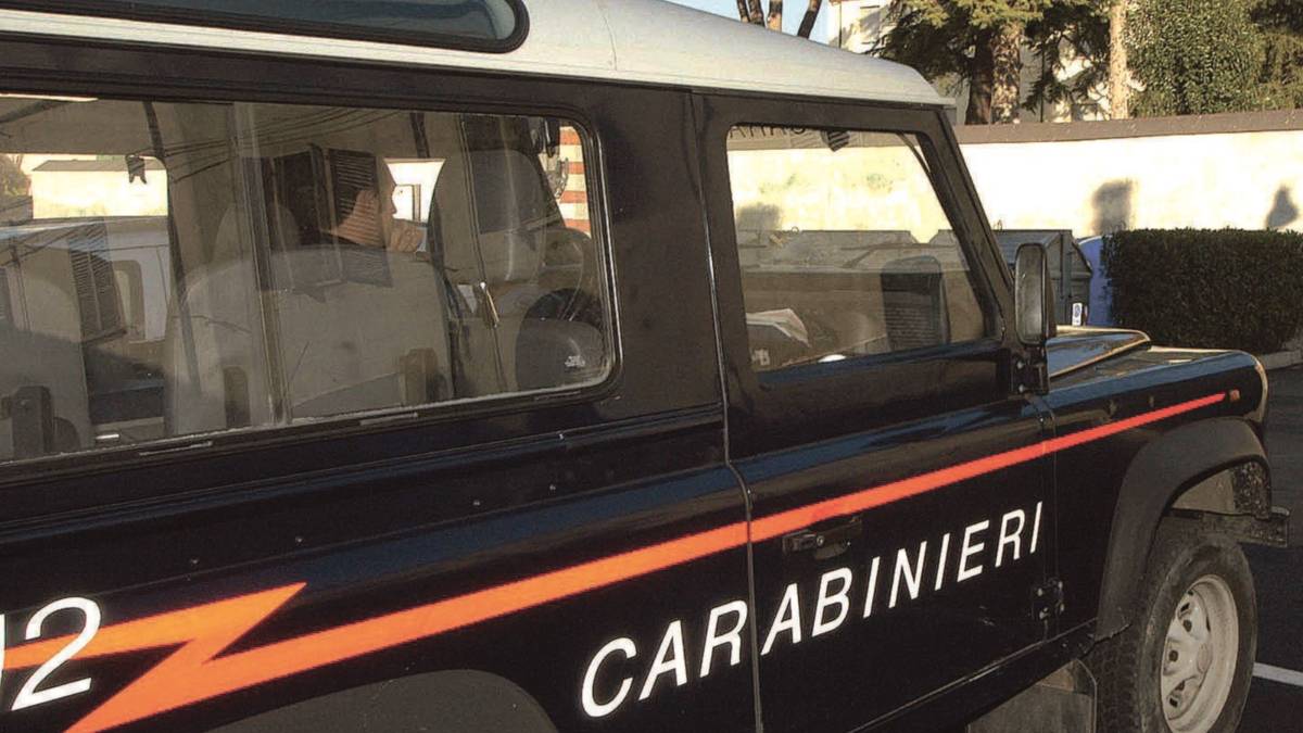 Minaccia di morte la madre, arrestato 30enne
