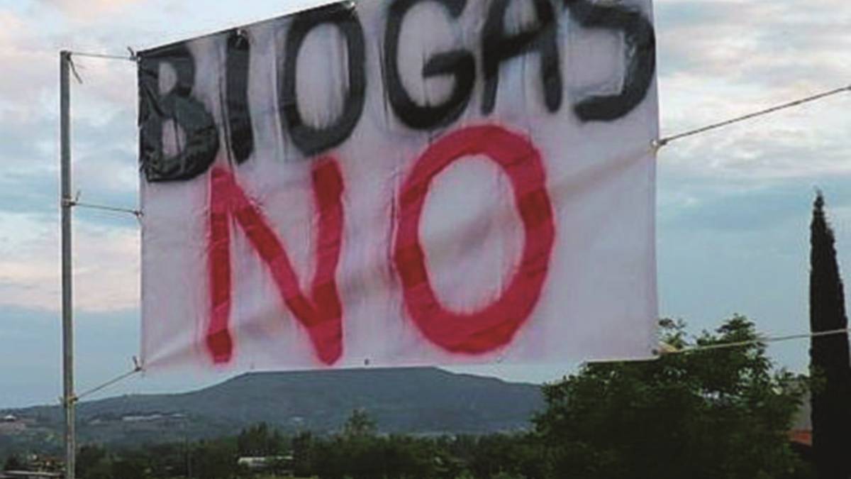 Biogas, partono le diffide contro la centrale
