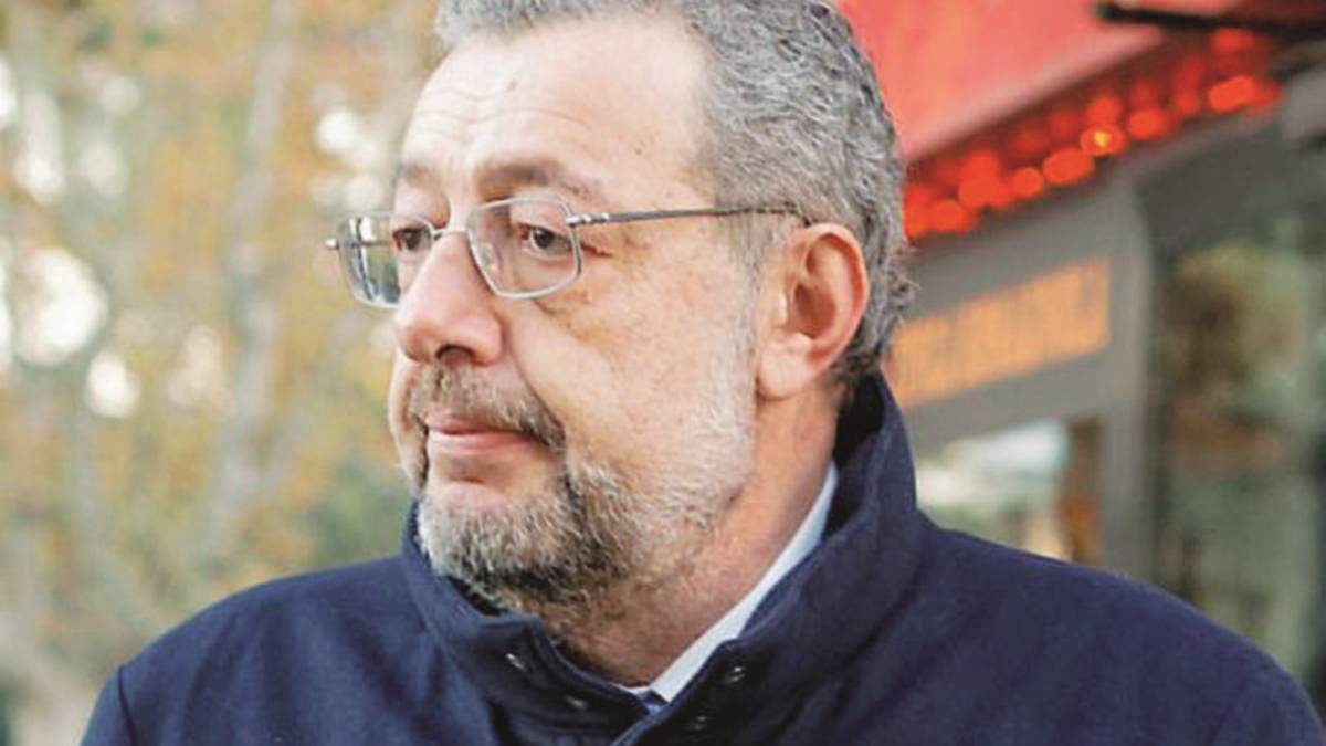 Immigrato ubriaco tenta di aggredire il sindaco
