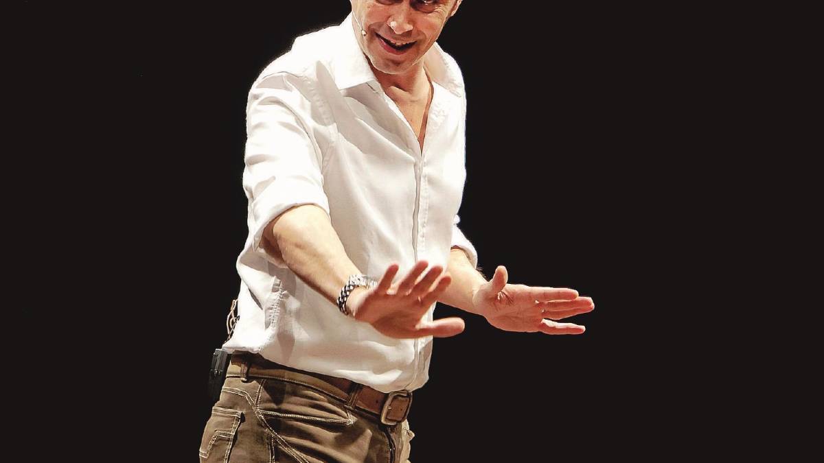 Giacobazzi in piazza con la sua simpatia