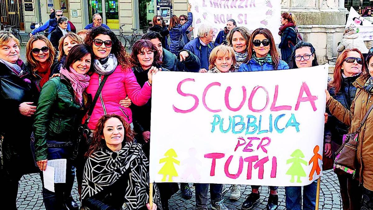 UN PREMIER PER AMICO Asili ai privati: Matteo Renzi, pensaci tu