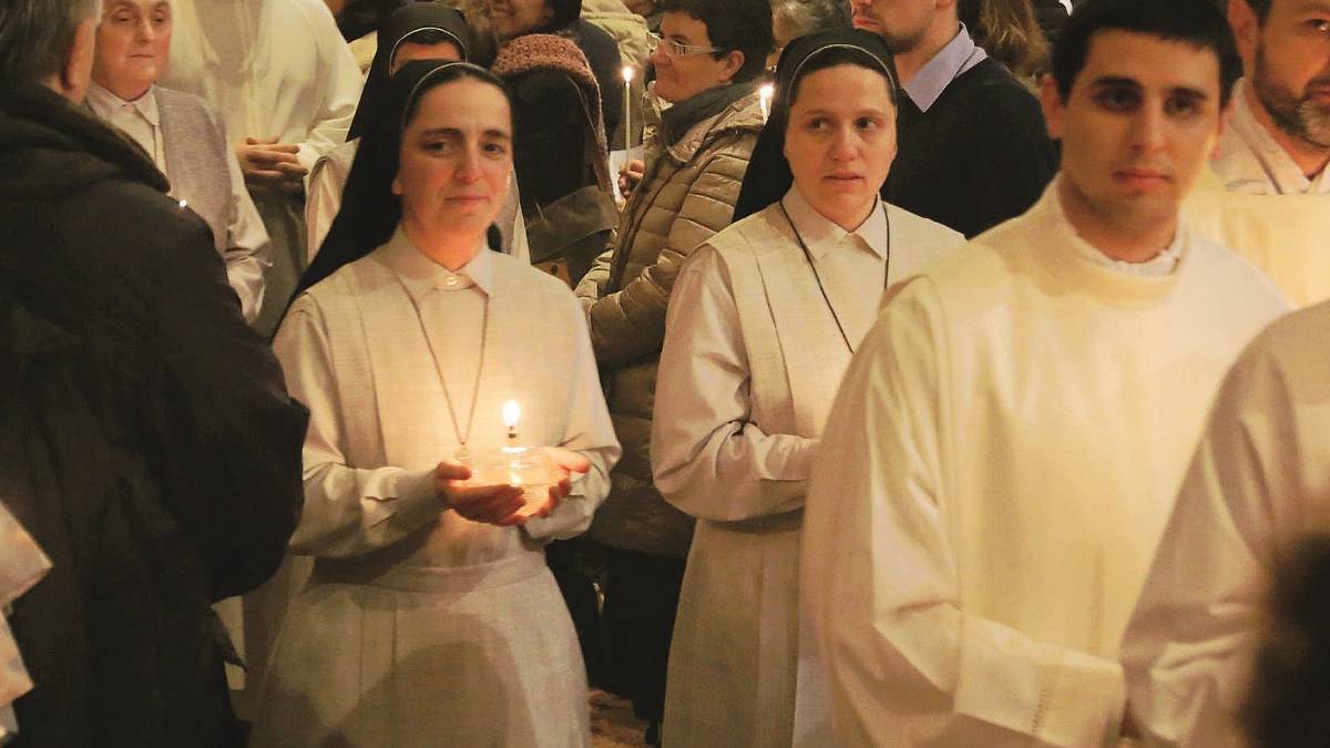 Due nuove Suore della Sacra Famiglia