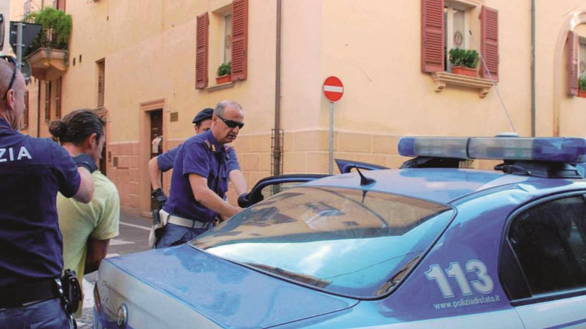 Marina centro: notte da Arancia Meccanica