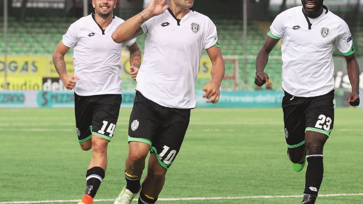 Ciano salva il Cesena all'ultimo respiro
