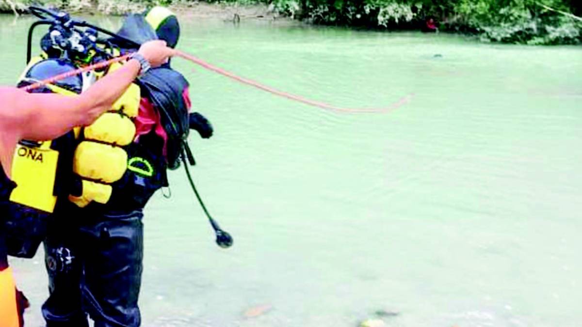Sedicenne muore nel fiume