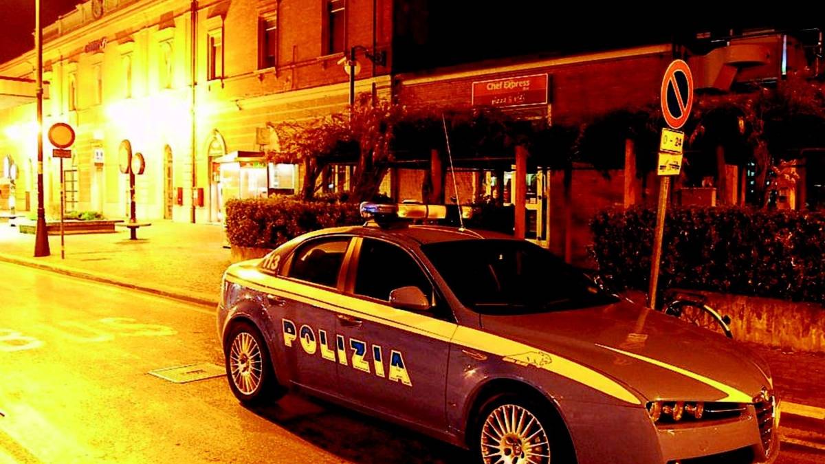 Carte clonate e telefono rubato