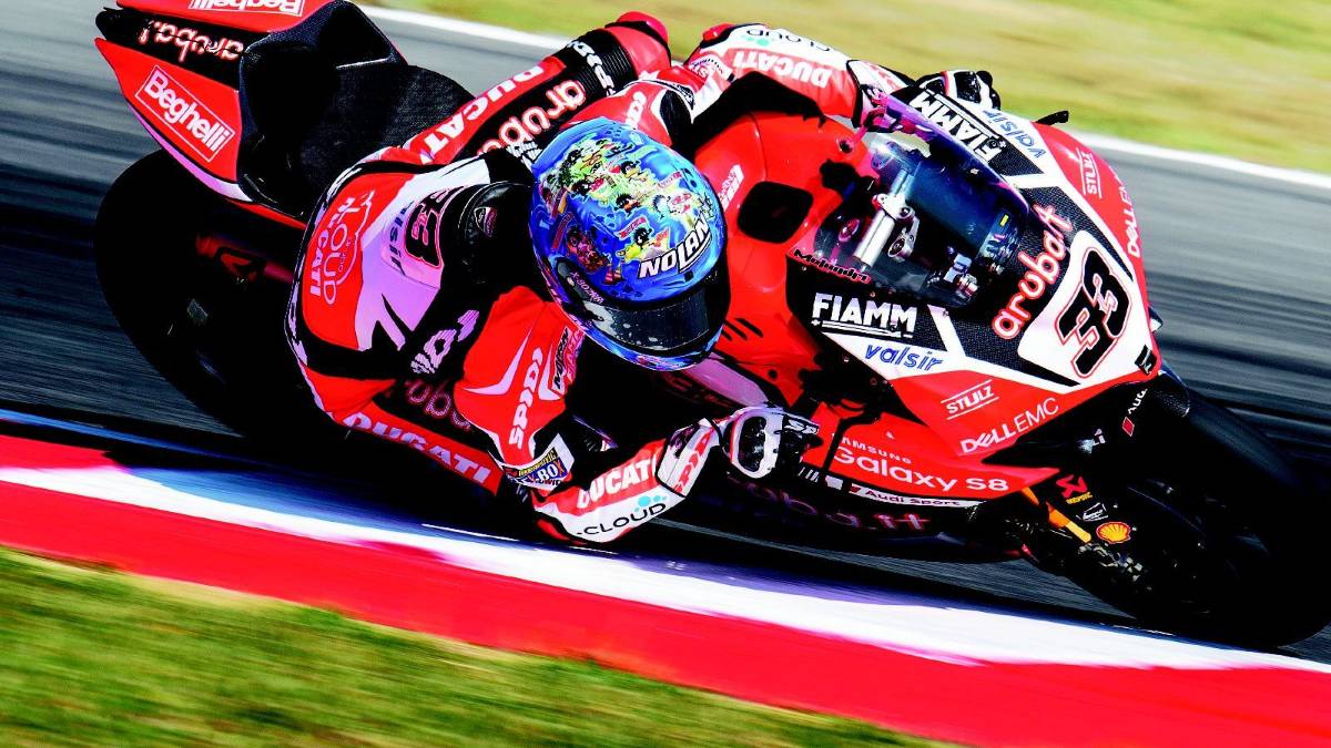 Melandri trionfa in gara-2 a Misano