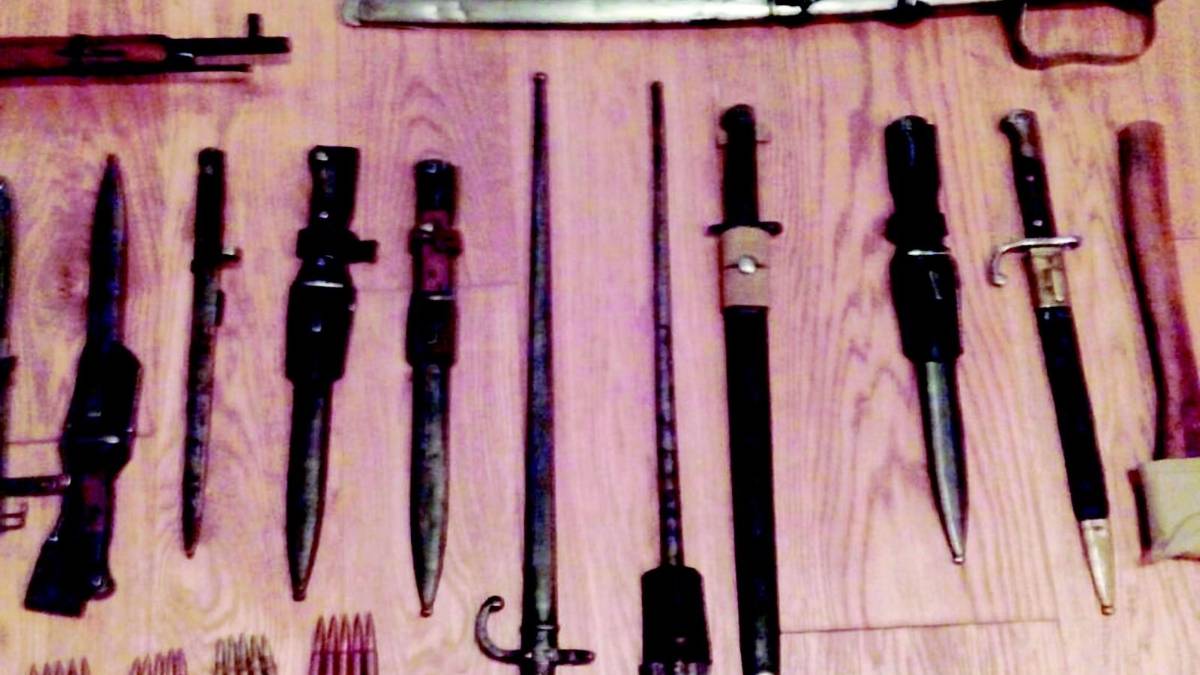 Un arsenale in casa: arrestato albergatore