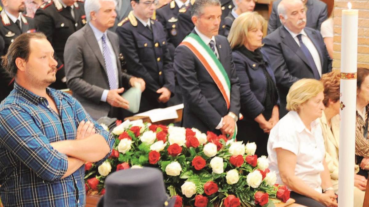 «E' voluto andare da suo figlio»