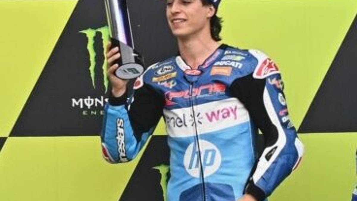 MotoE, fantastico bis di Casadei e podio tutto romagnolo con Ferrari e Zannoni