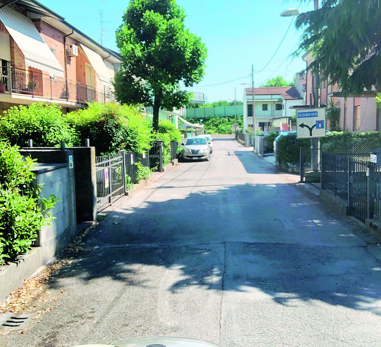 Cesena, lite per l'auto parcheggiata tra vicini finisce all'ospedale