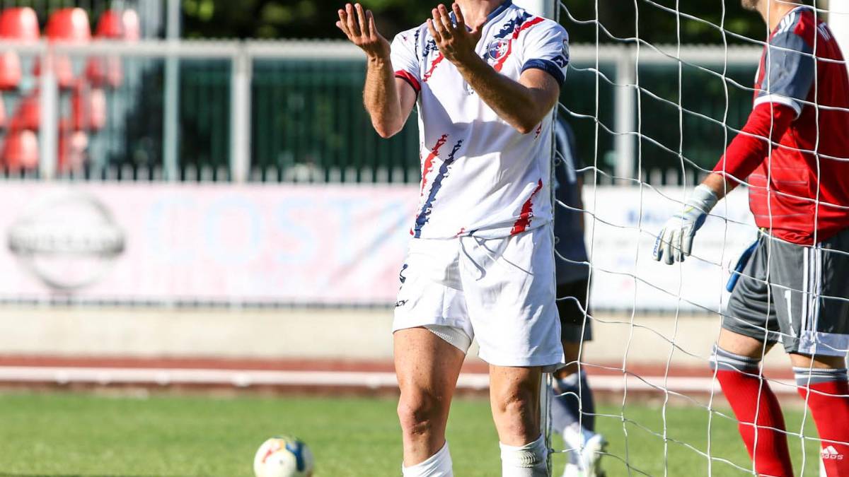 Calcio C, Imolese: il 2022 di De Sarlo è già finito