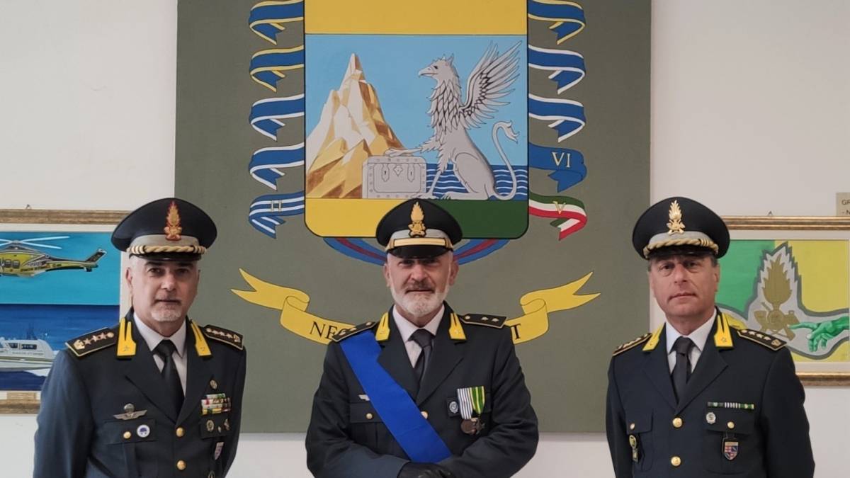 Il congedo del Tenente della Finanza Angelo De Francesco: ha lavorato a Cesenatico e a Rimini