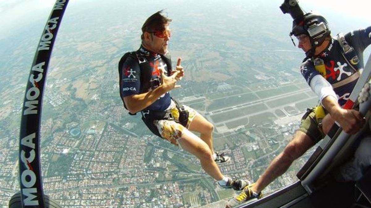 Riccione: incidente di paracadutismo, muore Dimitri Didenko