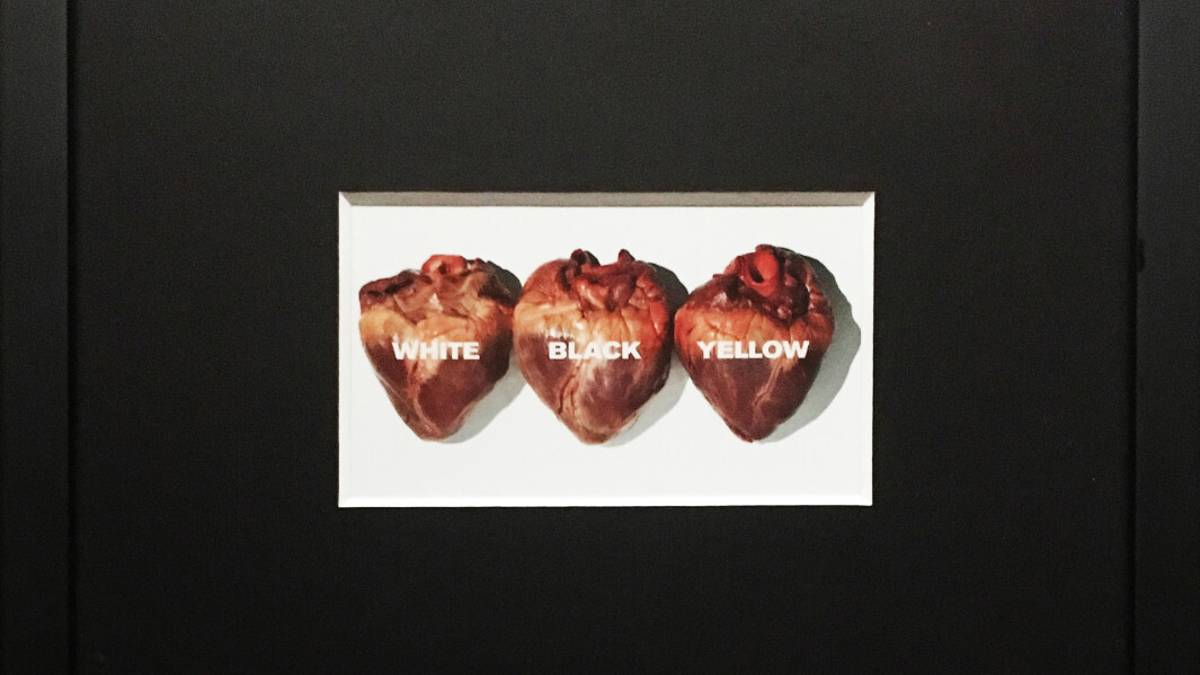 Le foto di Oliviero Toscani in vendita al Mar di Ravenna