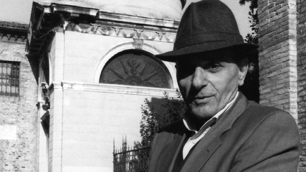 Ravenna, gli auguri del sindaco De Pascale a Walter Della Monica