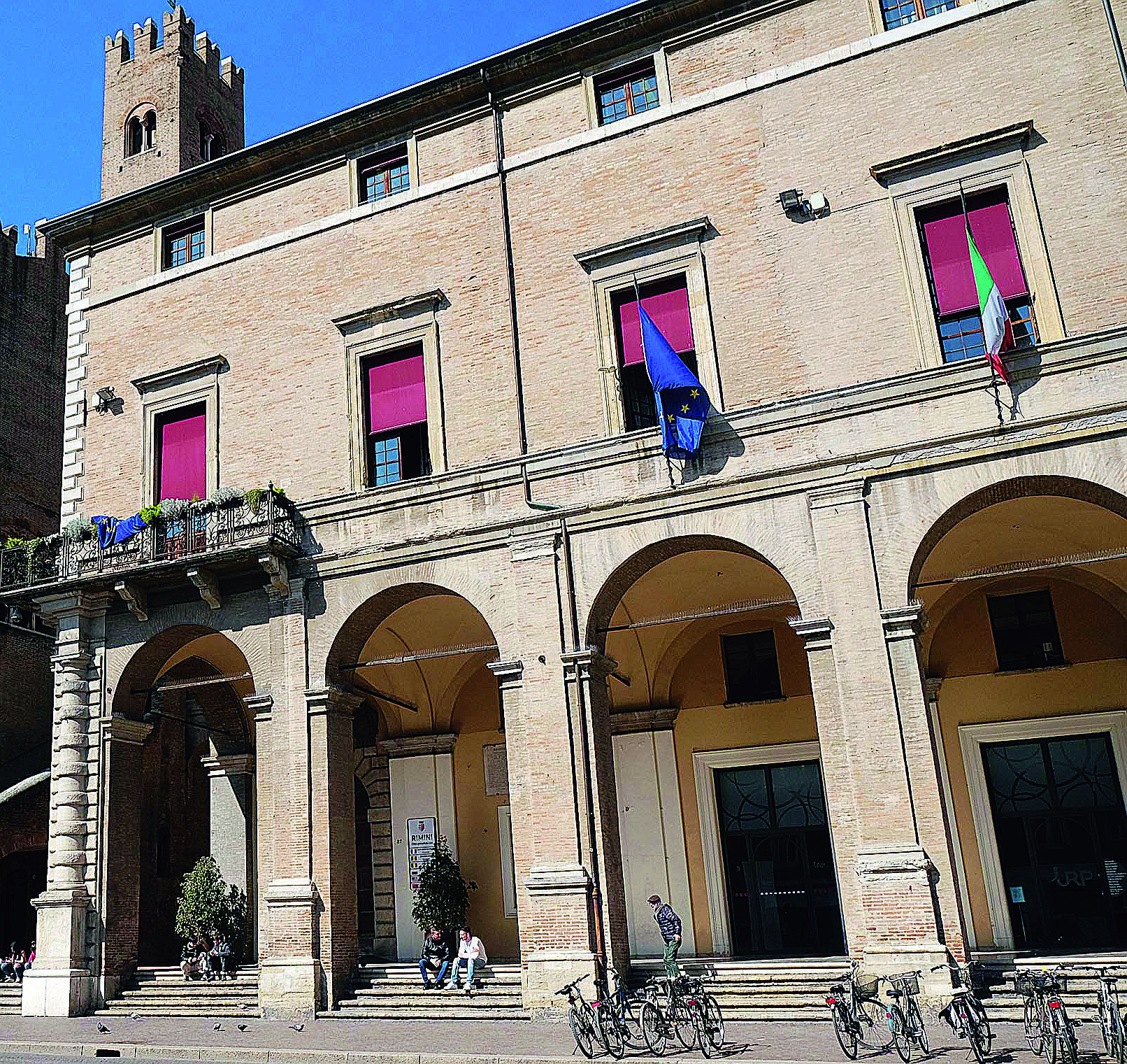 Rimini, due ex scuole elementari in vendita