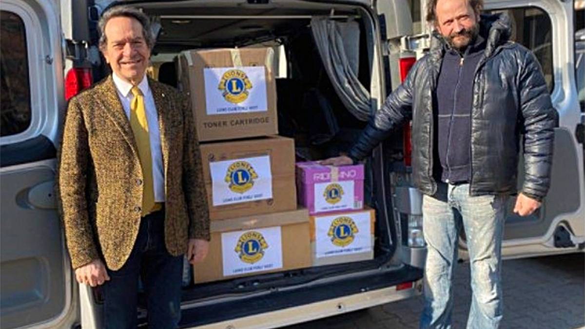 Il Lions Club Forlì Host dona farmaci in aiuto all'Ucraina