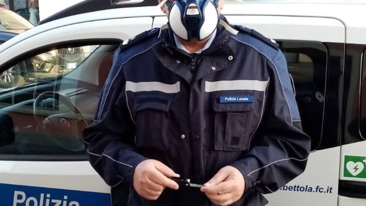 Furbetto del coronavirus a Gambettola perde i documenti: multato