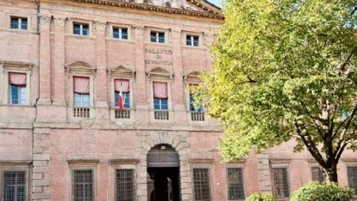 Ricercato per terrorismo: arrestato a Milano Marittima e scarcerato. Dovrà stare nel Comune di Rimini