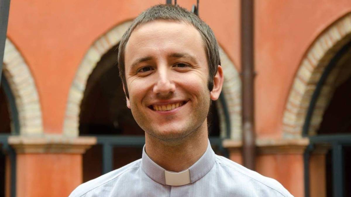 Riccione. Angeli Custodi, in arrivo la prima messa di don Battarra