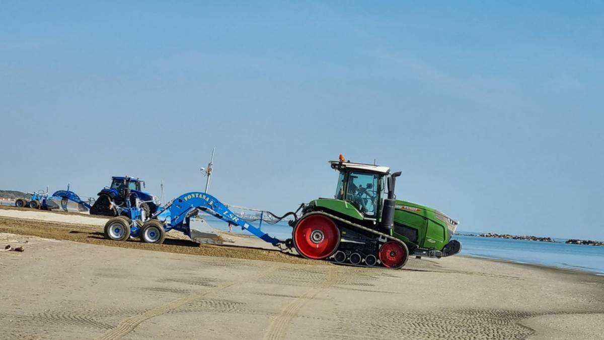 Lido Adriano, terminati i lavori di ripascimento della spiaggia - Gallery