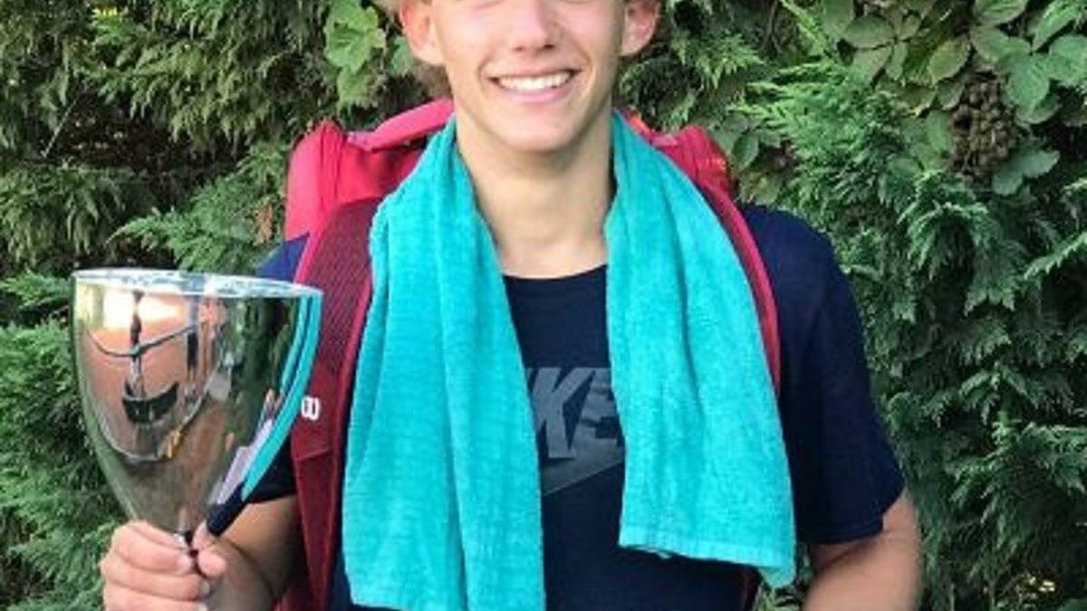 Tennis: Tocci, Casalboni e Pambianco nei quarti al Cortesi