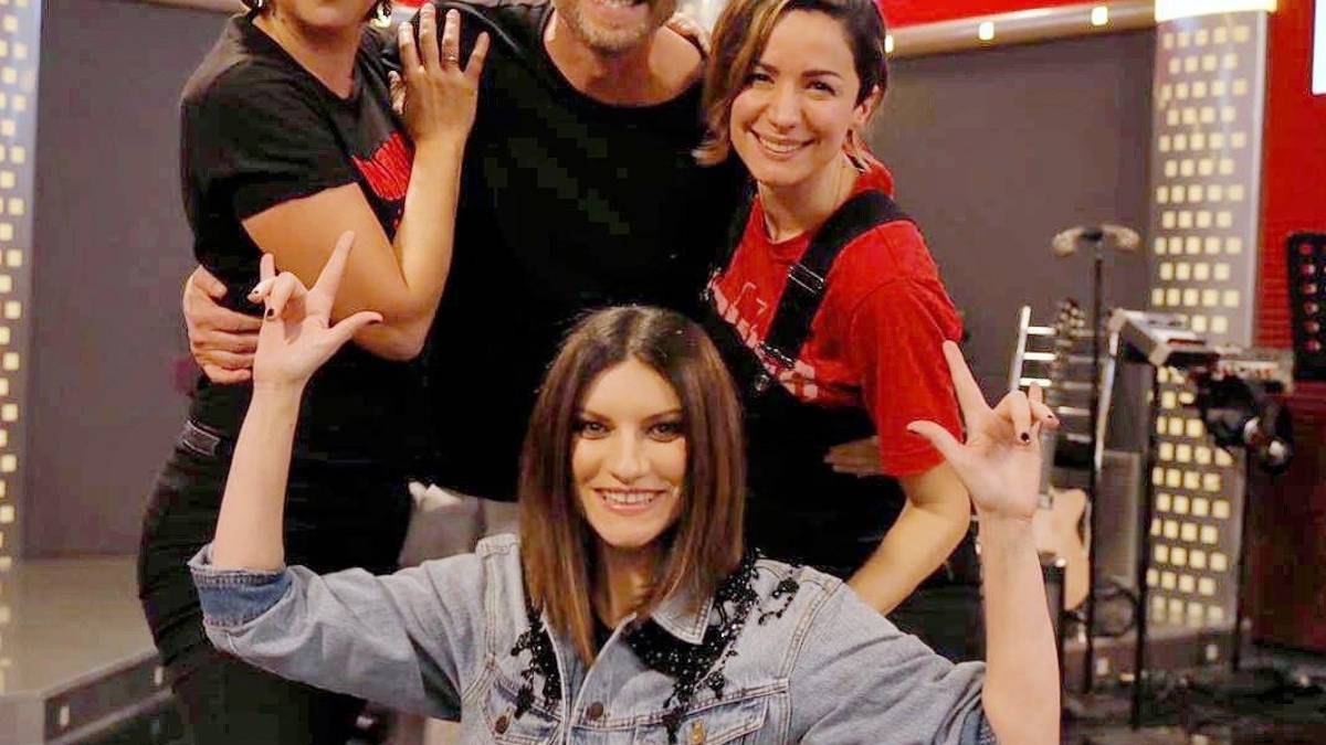 Laura Pausini: A Solarolo rubano fiori e giochi dalla tomba di mia nipote