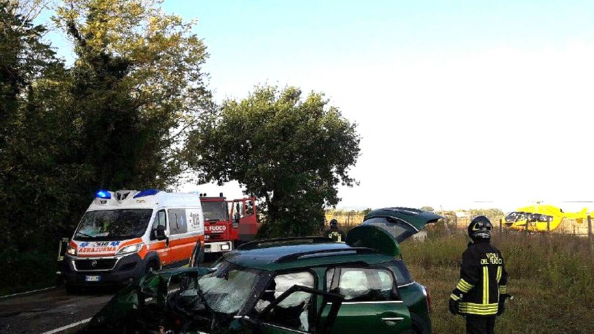 Castel San Pietro, schianto a tre. Ferito anche bimbo di 3 anni