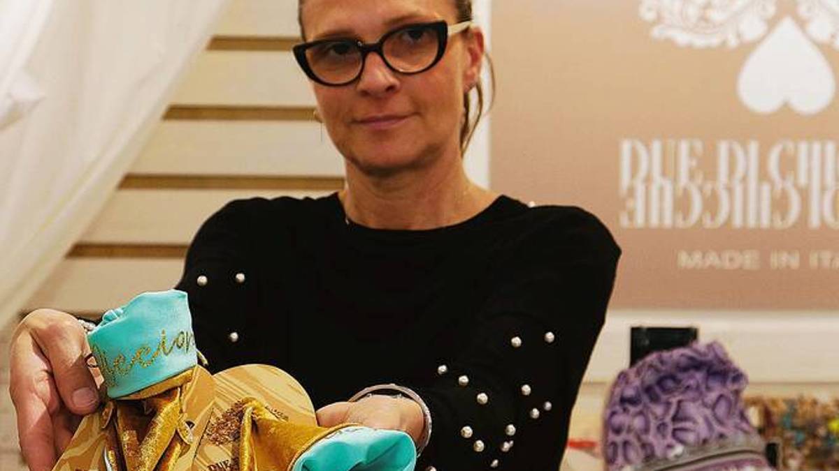 Il marchio “Riccione” ai piedi delle donne