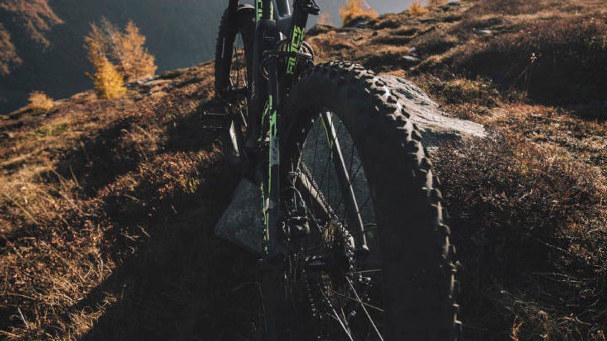 Intervento di soccorso per una ciclista caduta in mountain bike a Sarsina