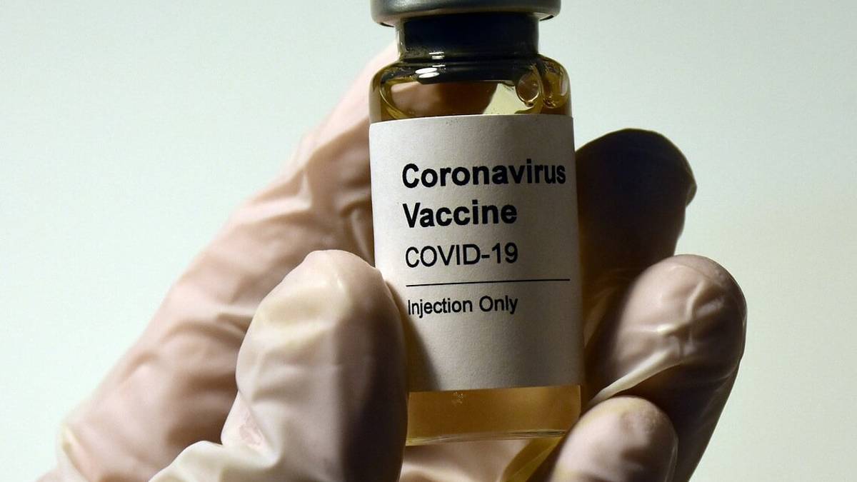 Vaccini: come posso prenotarmi? Le risposte alle domande più frequenti
