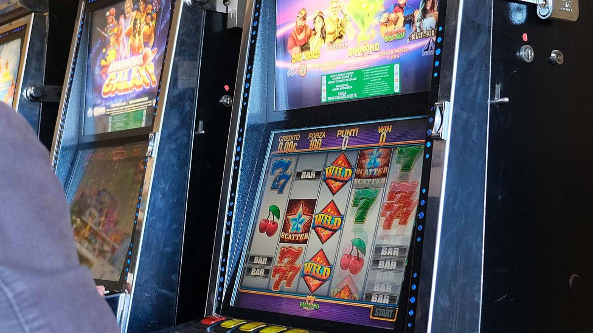 Rimini. Dipendenze da alcol, droga e gioco d’azzardo: in estate è allarme rosso