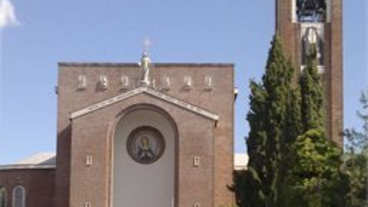 Rimini, campane rumorose riposarsi o guardare la tv è impossibile. Video