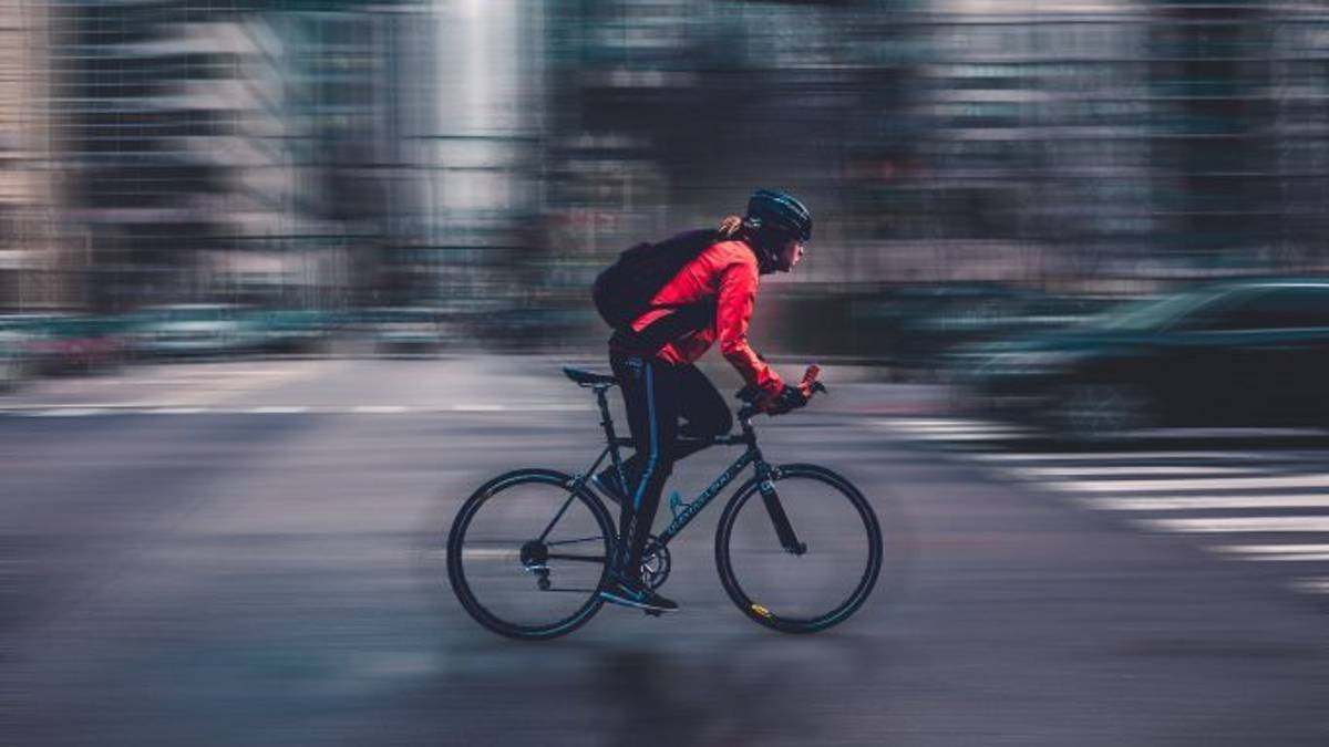 Ciclista tentò di rubare (falso) Rolex in hotel a Faenza, condannato