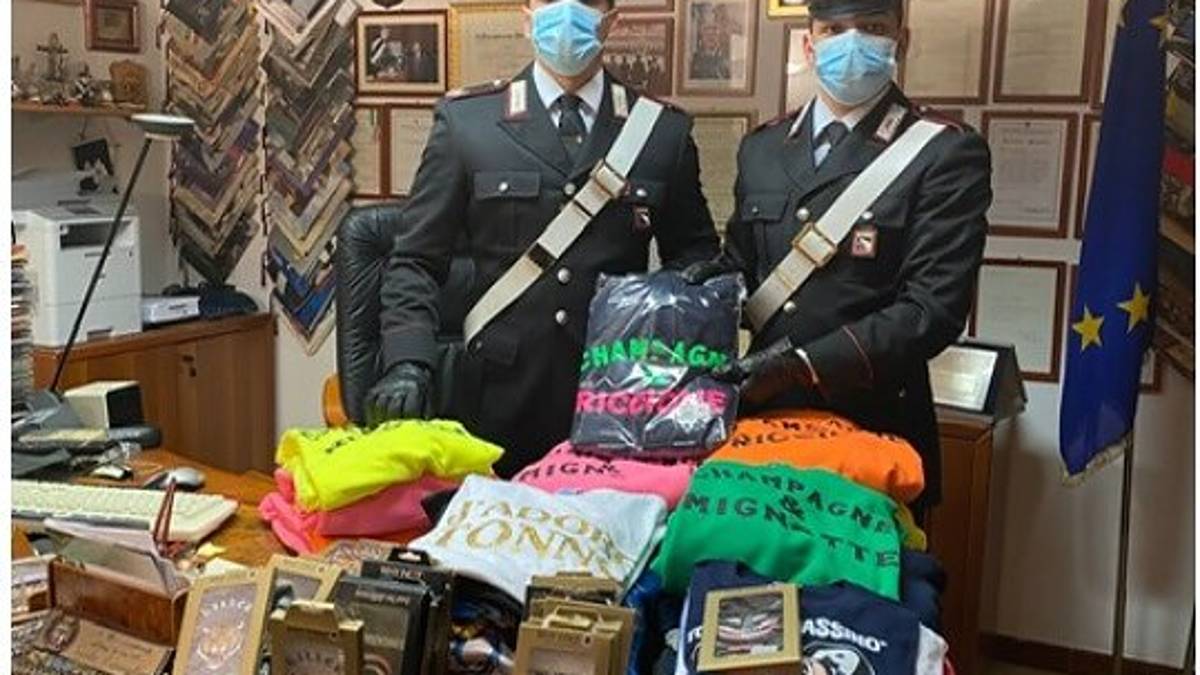 Misano. Ruba dall'auto 9000 euro di vestiti: 26enne nei guai