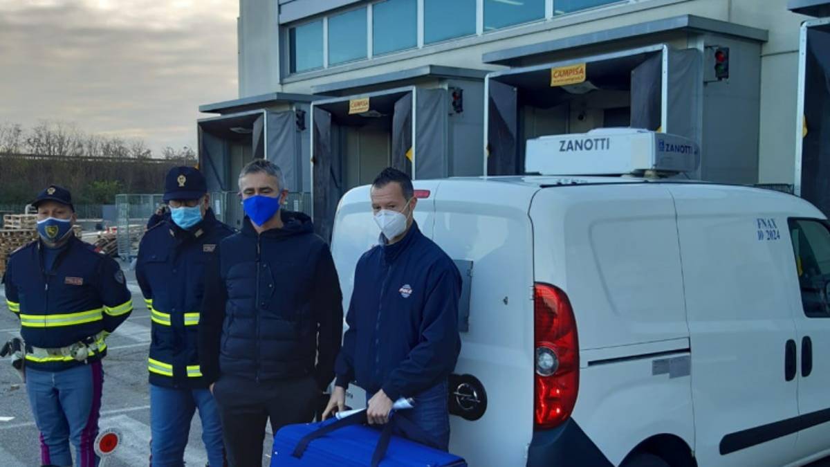 Cesena, arrivate a Pievesestina le prime dosi di vaccino anti-Covid