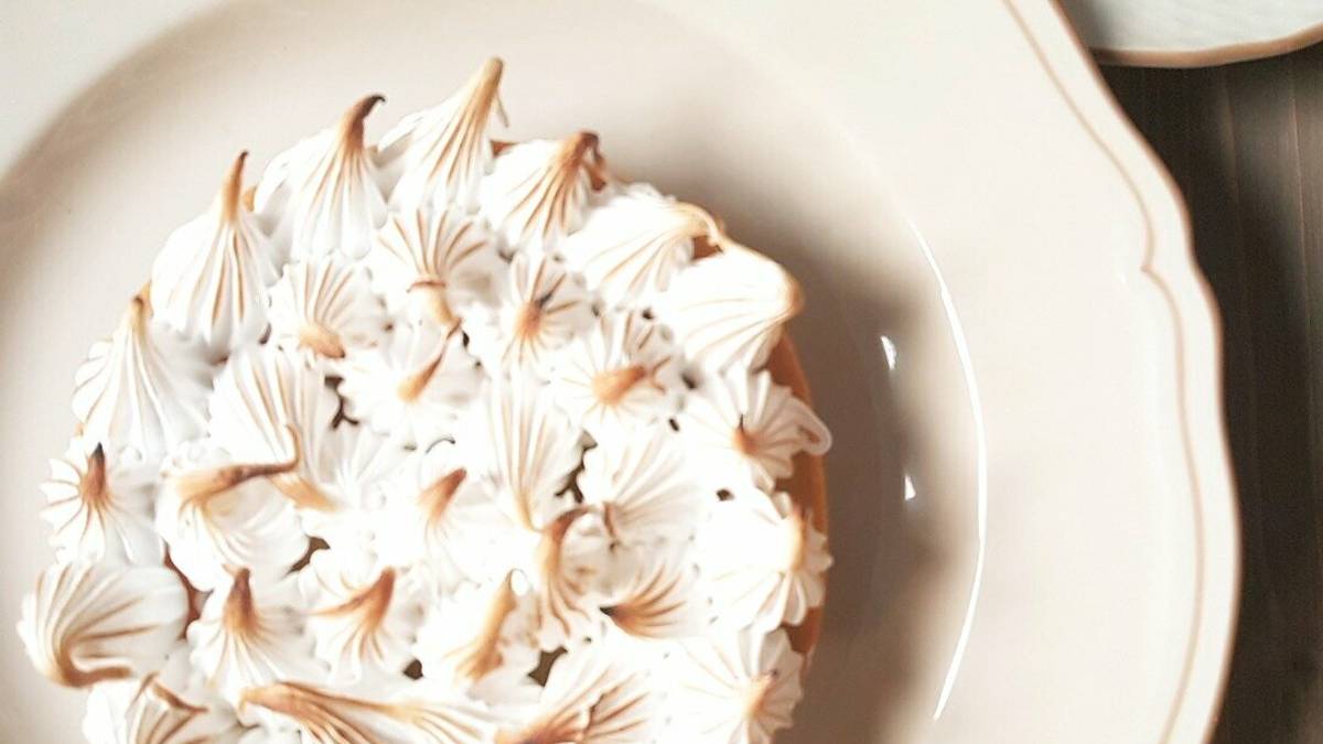 La ricetta di Gianluca Gorini: tartelletta al limone, menta, fragole