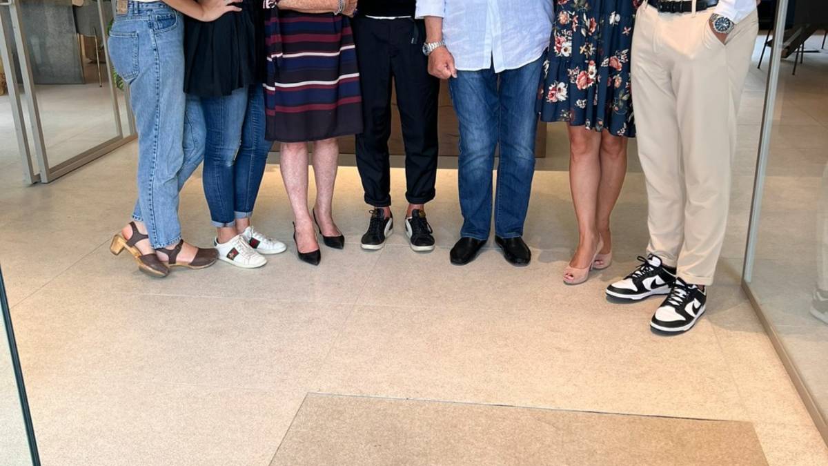 Cesenatico, l'agenzia immobiliare festeggia i 40 anni vendendo la millesima casa