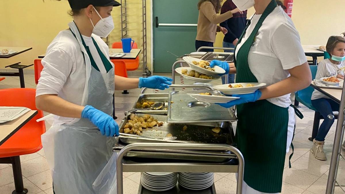 Cattolica, mensa scolastica: 64mila euro per le famiglie