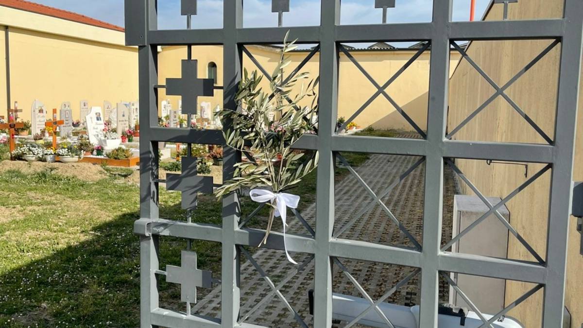 Per la Pasqua un ramoscello d’ulivo in tutti i cimiteri di Cesena e Montiano