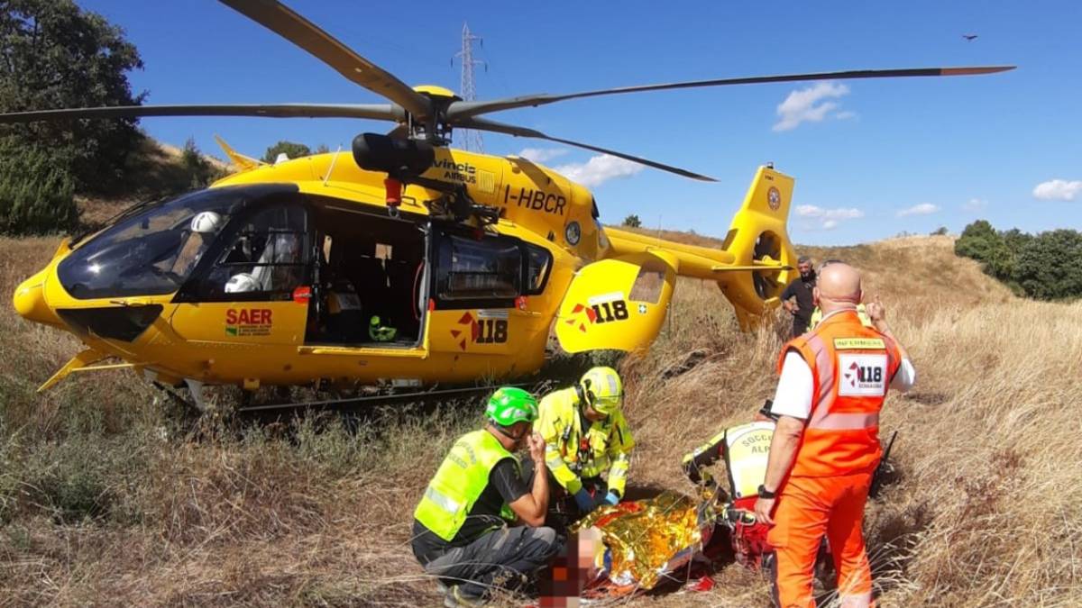 Santa Sofia, cade dalla mountain bike: 47enne di Santarcangelo portato in elisoccorso al Bufalini