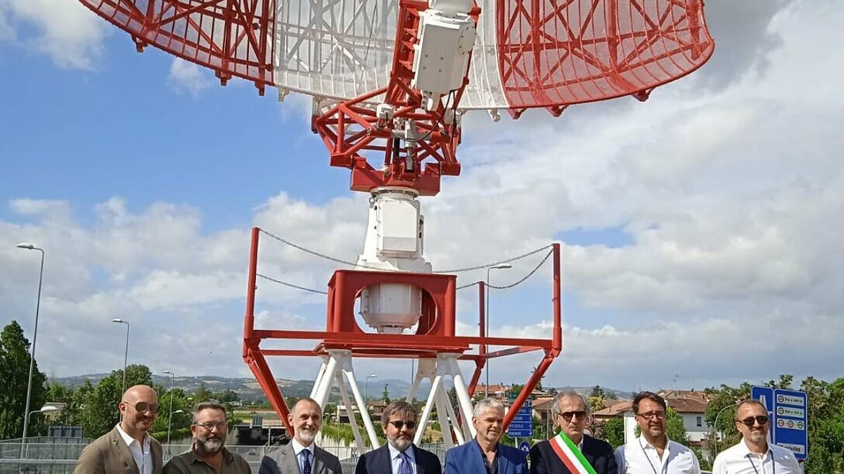 Forlì, ecco la rotonda Gente dell'aria