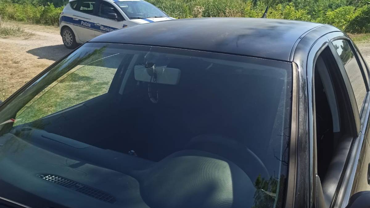 San Mauro Pascoli, ritrovata auto rubata a Verucchio dopo furto in abitazione