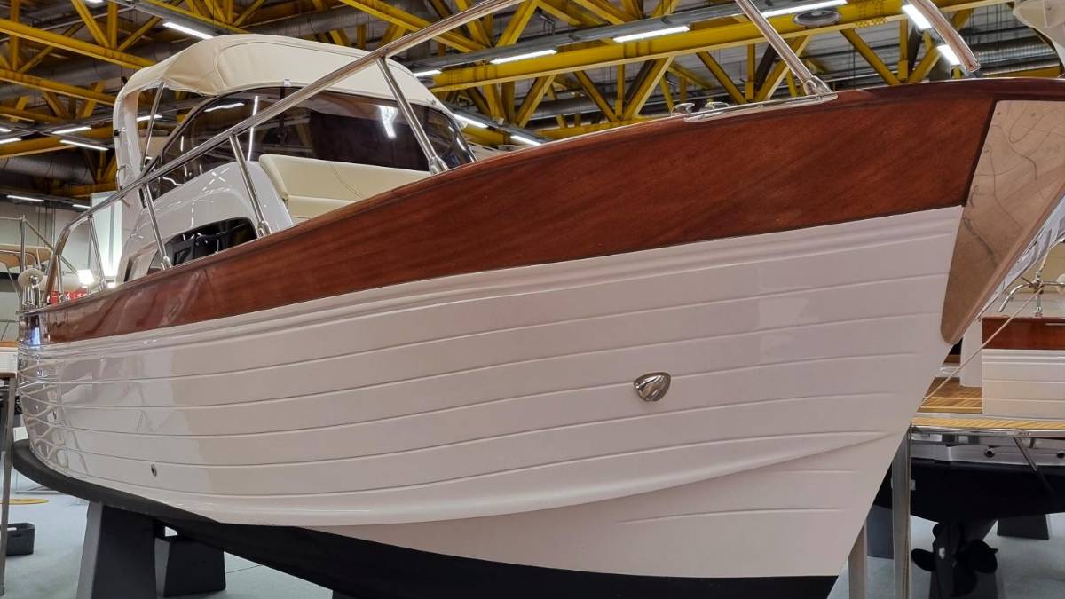 L’interno del Salone Nautico di Bologna