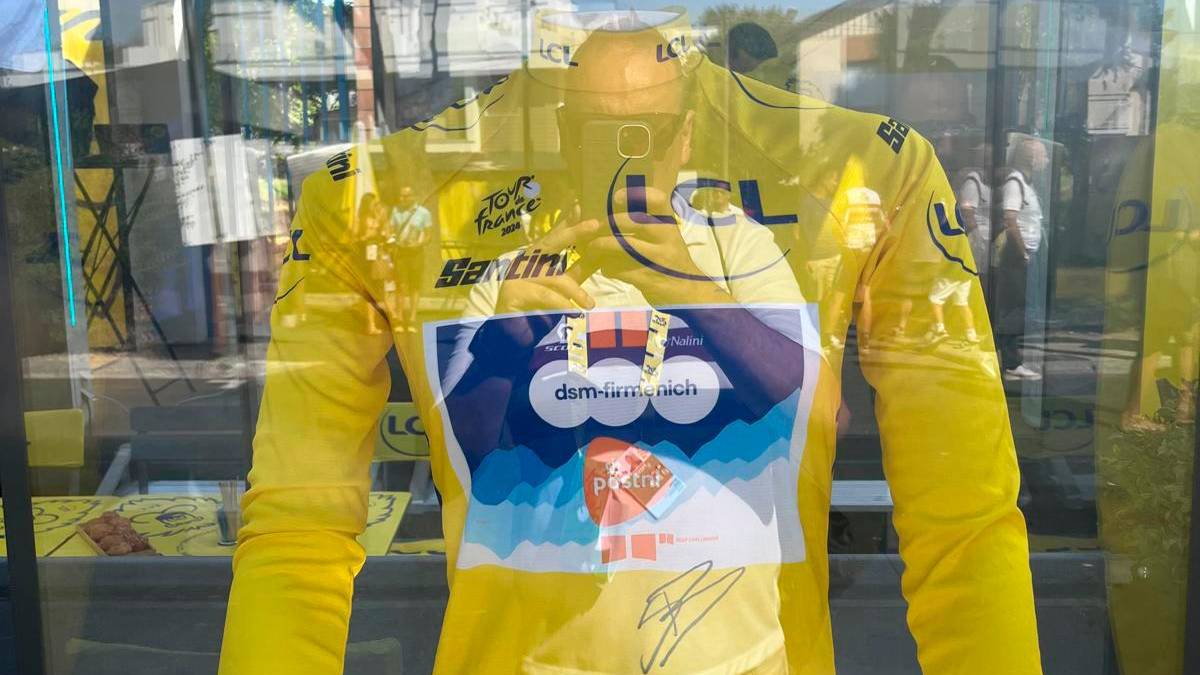 Cesenatico, il gran giorno del Tour: al villaggio anche i genitori di Marco Pantani - VIDEO GALLERY