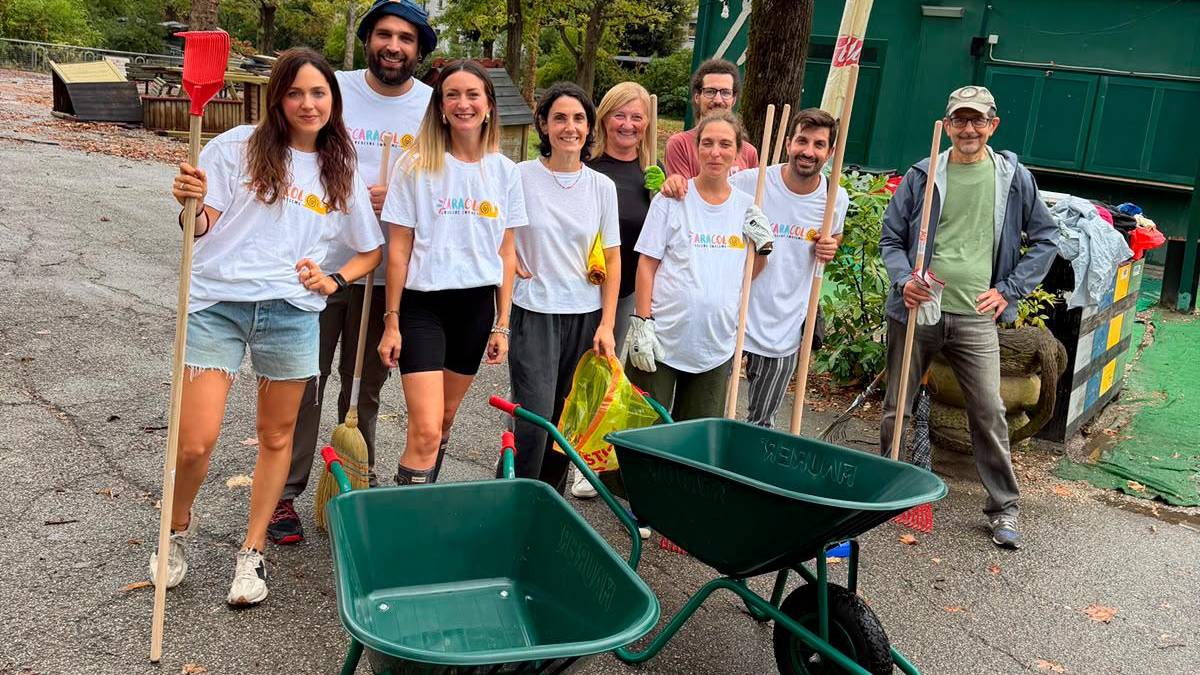I volontari dell’associazione Caracol