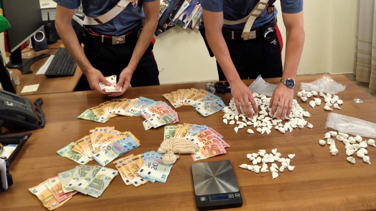 Il materiale sequestrato