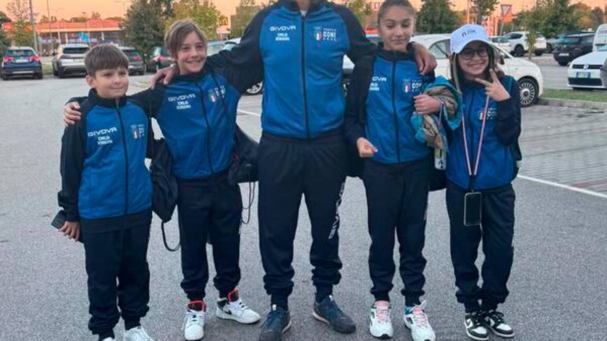 La squadra del Tc Luigi Laghi in partenza per Bari
